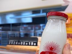 -红星前进面包牛奶公司(君太店)