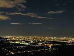 -鬼笑石后山停车场