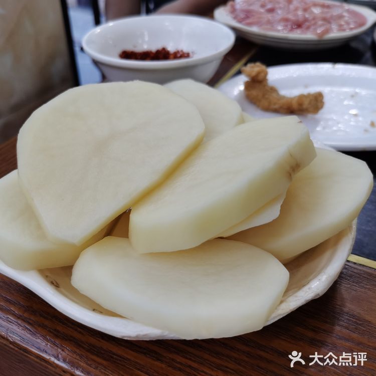 储奇门丨竟然有鳝鱼火锅，长见识了