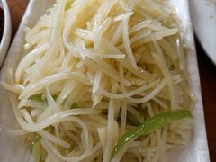 土豆丝-天回镇何氏豆腐(总店)