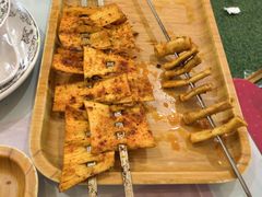 -乡村馕坑肉·烧烤·新疆菜·本地人更爱吃(阿勒泰首店)