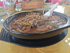 -东方之猪四更烤乳猪(金垦总店)