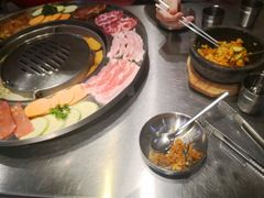 -哈哈碳都·牛肋条无限自助烤肉(台江万达店)