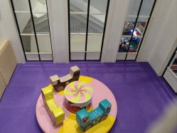 -奈尔宝·儿童乐园·亲子餐厅(华采天地店)