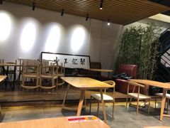 大堂-聚汇三少·龙虾·中餐厅(莫邪路新天地店)