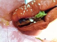 红傲椒皇堡-汉堡王(上海虹口龙之梦)