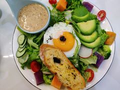 黑松露牛油果蔬菜沙拉-丽莎沙拉轻食餐厅(国贸店)