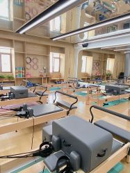 -素简女子塑形·健身普拉提
