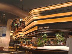 -钱小奴海鲜自助黑金店(杭州滨江龙湖店)