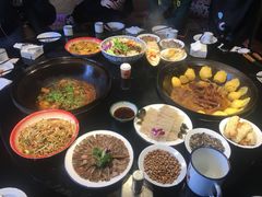 -鱼窝棚柴火铁锅炖(富山屯店)