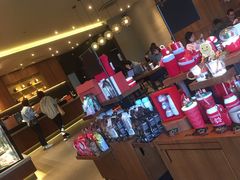零售区-星巴克(宝山万达店)