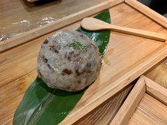 飞鱼籽墨鱼滑-湊湊火锅·茶憩(杭州湖滨银泰in77店)