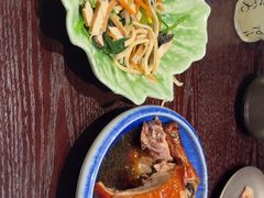 -古都历食南京菜·烤鸭·鸭血粉丝·汤包(南京博物院店)