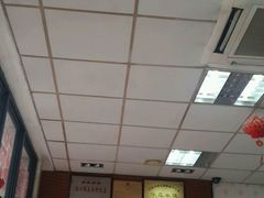 -镇南锅盖面馆(解放路店)