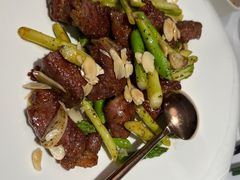 黑蒜雪花牛肉粒-二十四单 淮扬新味