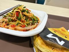 -魏家凉皮(万辉店)