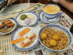 -广信牛奶甜品世家(台东店)
