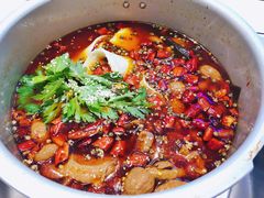 -晓彭肥肠鸡·泡椒鸡火锅(水木天地店)
