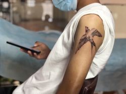 -猛子刺青纹身店