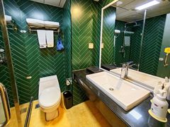 -丝路天山酒店(国际大巴扎店)