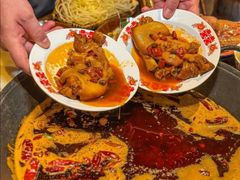 -萍姐火锅·公路夜市(武汉首店)