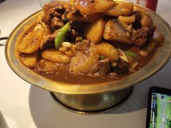 天山乌梅大盘鸡-疆遇·新新新新的新疆菜(万达店)
