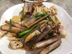 -亚龙湾8号(丁村万人海鲜广场店)