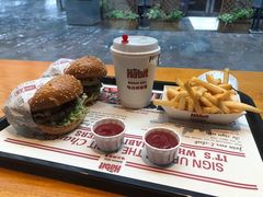 -The Habit Burger Grill 哈比特汉堡(复兴soho店)