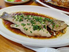 西湖醋鱼草鱼一鱼两吃-百家鲜·杭帮菜