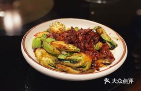 Stir-fried Pig Liver with Cabbage Stems