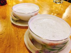 -J Daeng Seafood