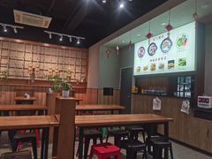 大堂-小义乌砂锅拉面(海事共享区店)