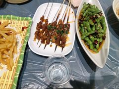 -肥肥虾庄·金牌油焖大虾(杨园滨江时代walk店)