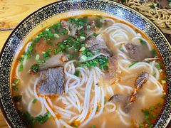 -肇兴特色牛肉粉