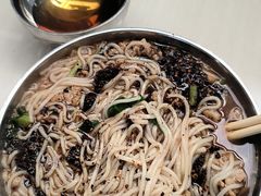 -正宗杨记普洱酸醋米线(总店)