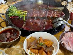 -正南齊北重庆老火锅(光华村直营店)