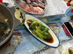 -刘姐啤酒鱼民族演艺餐厅(西街总店)