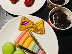 -钱小奴海鲜自助黑金店(杭州滨江龙湖店)