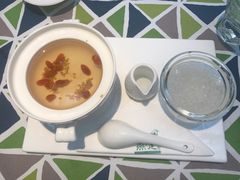 -燕庭·纯燕窝·甜品下午茶(南京西路店)