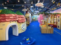 -咔叮卡丁·儿童室内赛车馆