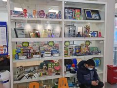 -斯坦星球AI编程·机器人科创·科学实验·信奥·思维·STEM·乐高·竞赛考级(长宁虹桥大融城荟聚中心)