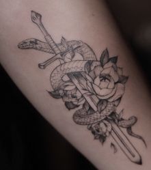 -见雾TATTOO STUDIO