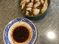 酸汤饺子-三姐妹饺子(东木头市店)