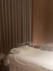 -AURAS璈然科技护肤中心
