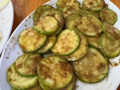 咸蛋黄炒小瓜-甜甜屋(解放中路店)