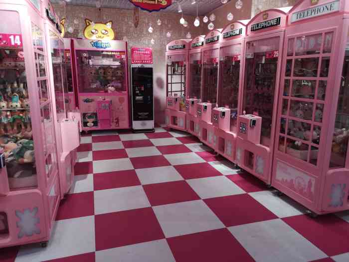 咔嘟娃娃部落-"走地下商场不经意看到这家小店,店名很可爱.