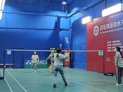 -尤尼克斯羽毛球主题馆