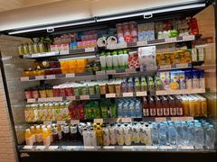 零售区-良品铺子(五角场万达店)