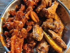 辣子鸡拼酱油鸡-MI WU FACTORY米屋美食工厂餐厅(绿地店)