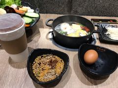 -呷哺呷哺(新世界百货望京店)